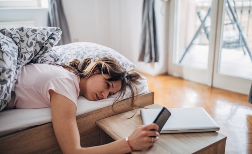 Sedentarismo: por que ficar parado acelera a perda de massa óssea