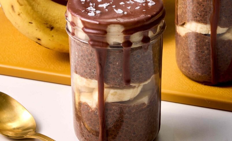 EWL Chocolate Banana Peanut Butter Chia Pudding 1x1 065 preview maxWidth 4000 maxHeight 4000 ppi 300