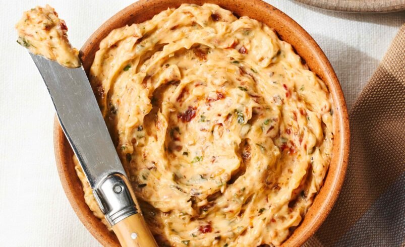 EWL MarryMeButterCandle Hero 1495 preview maxWidth 4000 maxHeight 4000 ppi 300 quality 100 8706a0294