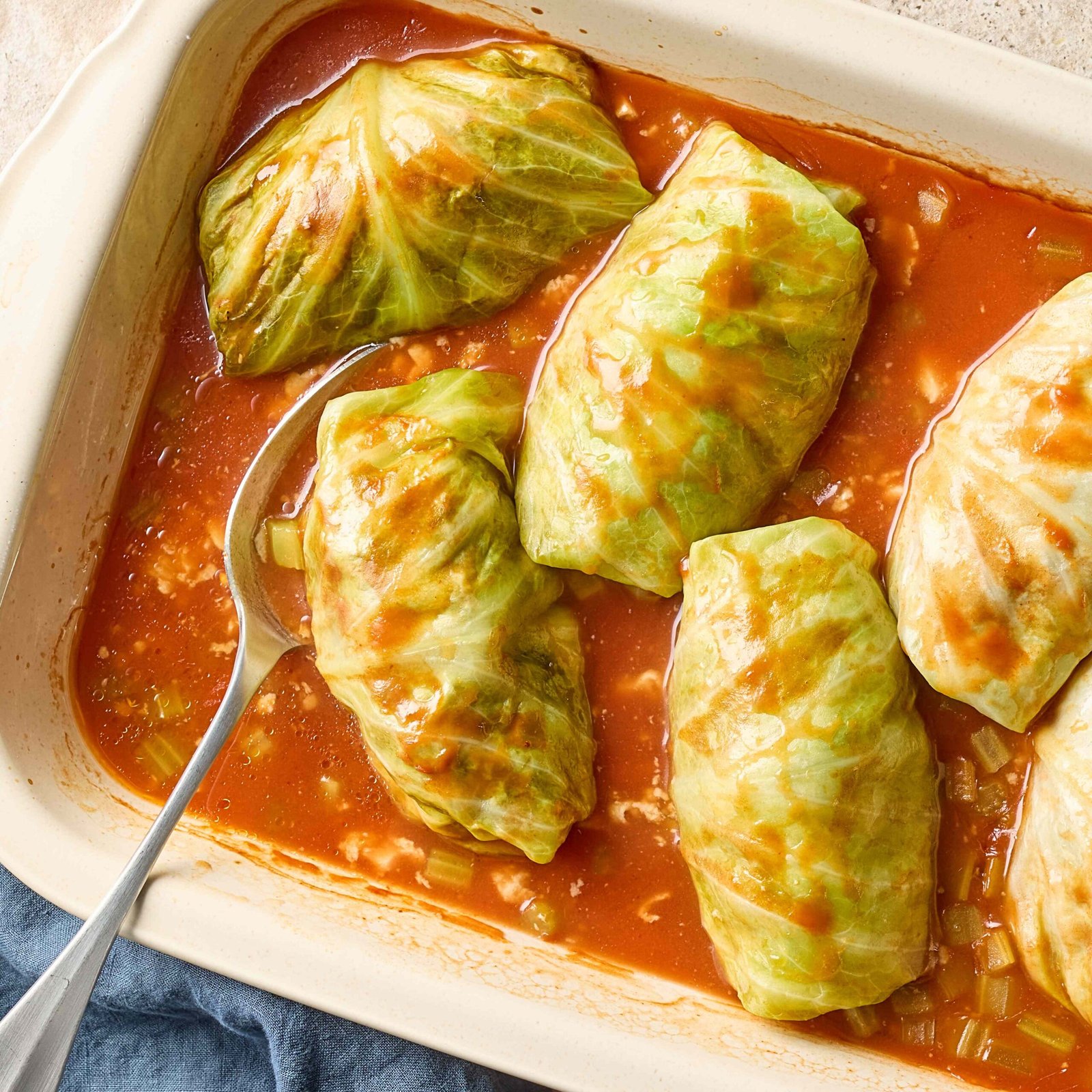 Halupki (rolinhos de repolho recheado)