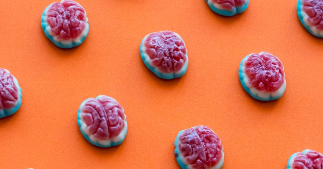 Nem oito, nem 80: extremos no consumo de açúcar prejudicam a saúde mental