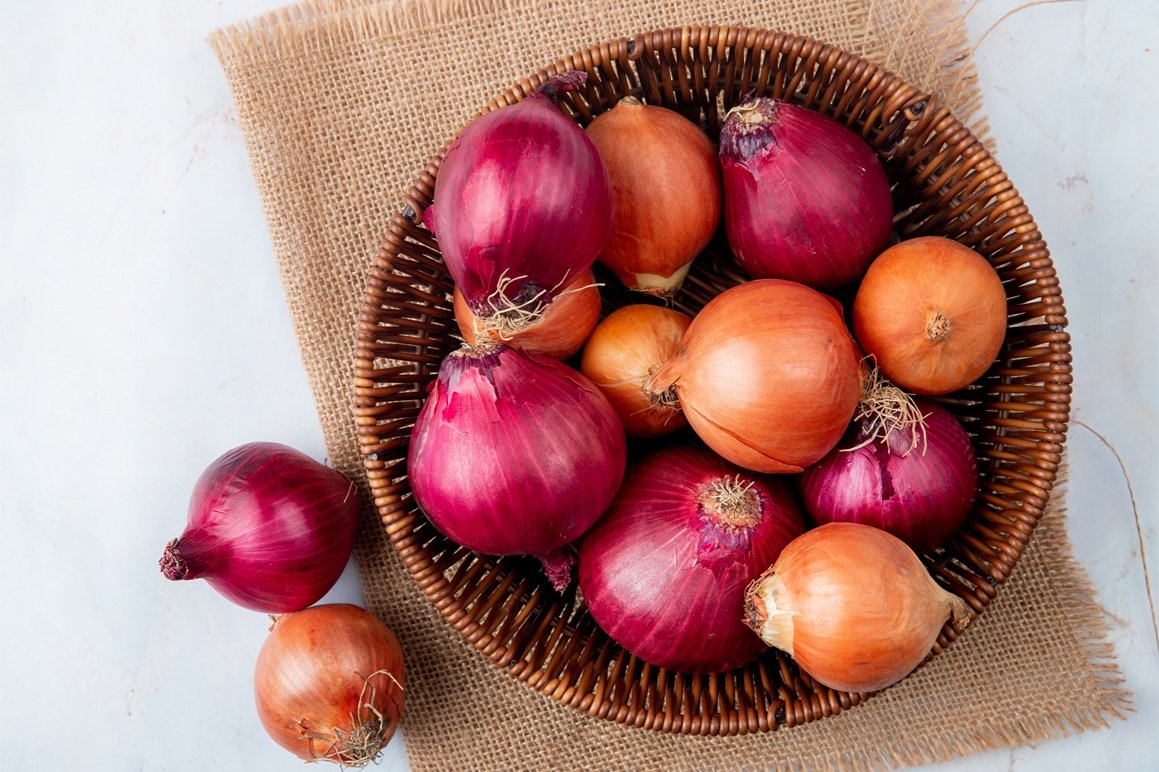 Adeus à calvície? Novo estudo encontrou surpreendentes benefícios da cebola para a alopecia