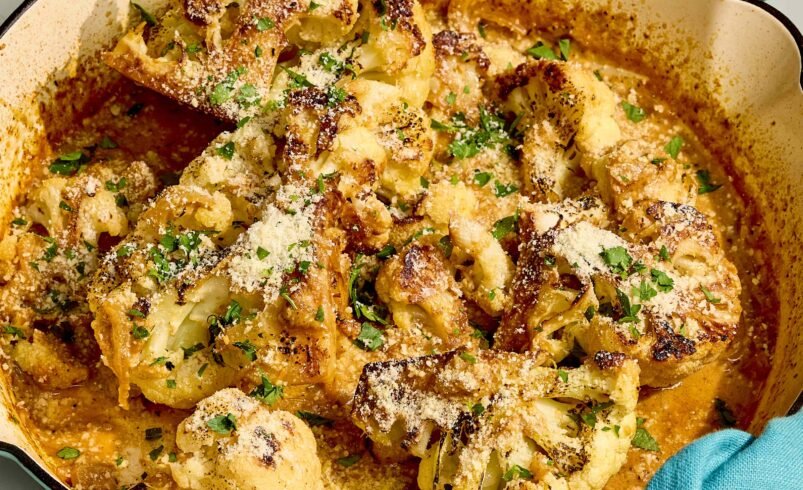 Couve-flor derretida com alho e parmesão