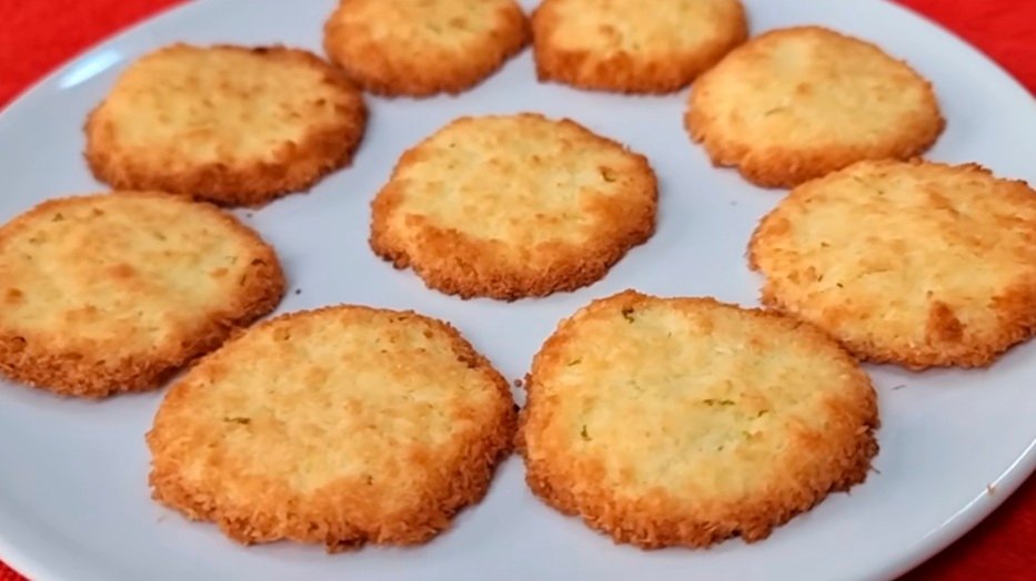 Só 3 ingredientes e low carb! Sem açúcar, farinha e leite – Biscoitinho delicioso e fácil