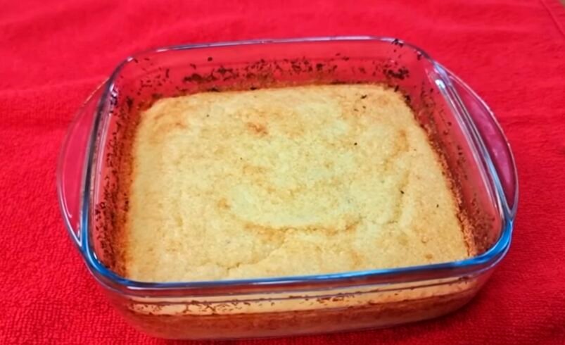 Só 3 ingredientes e quase zero carboidratos – Sem farinha, leite ou açúcar – Bolo fofinho e delicioso