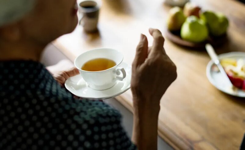 Chás para baixar pressão? Antes de tomar, saiba o que diz a ciência