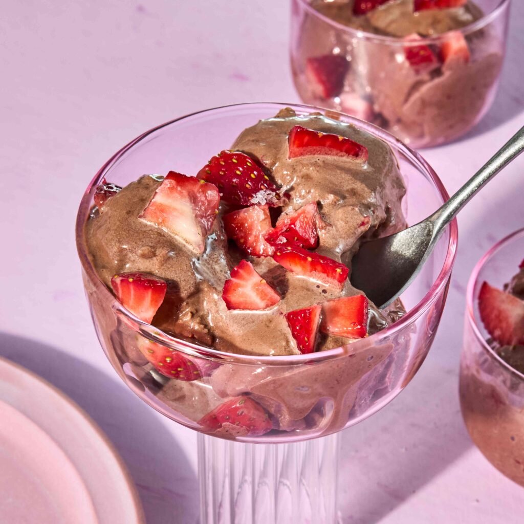 Mais de 15 receitas de sobremesas com 5 ingredientes para melhorar o açúcar no sangue 1 chocolate strawberry nice cream beauty 174 503495f73afb493fa45429b60ddd8bce
