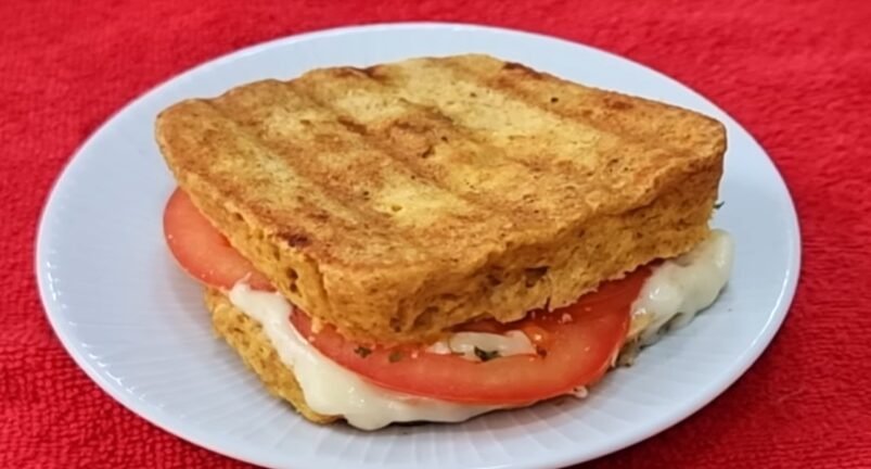 Pão de 2 minutos, quase zero carboidratos! Super fácil, fofinho, barato e saudável